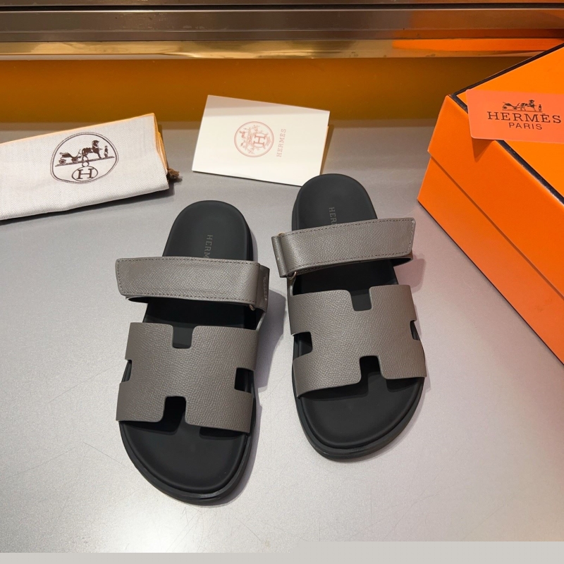 H**mes sandals